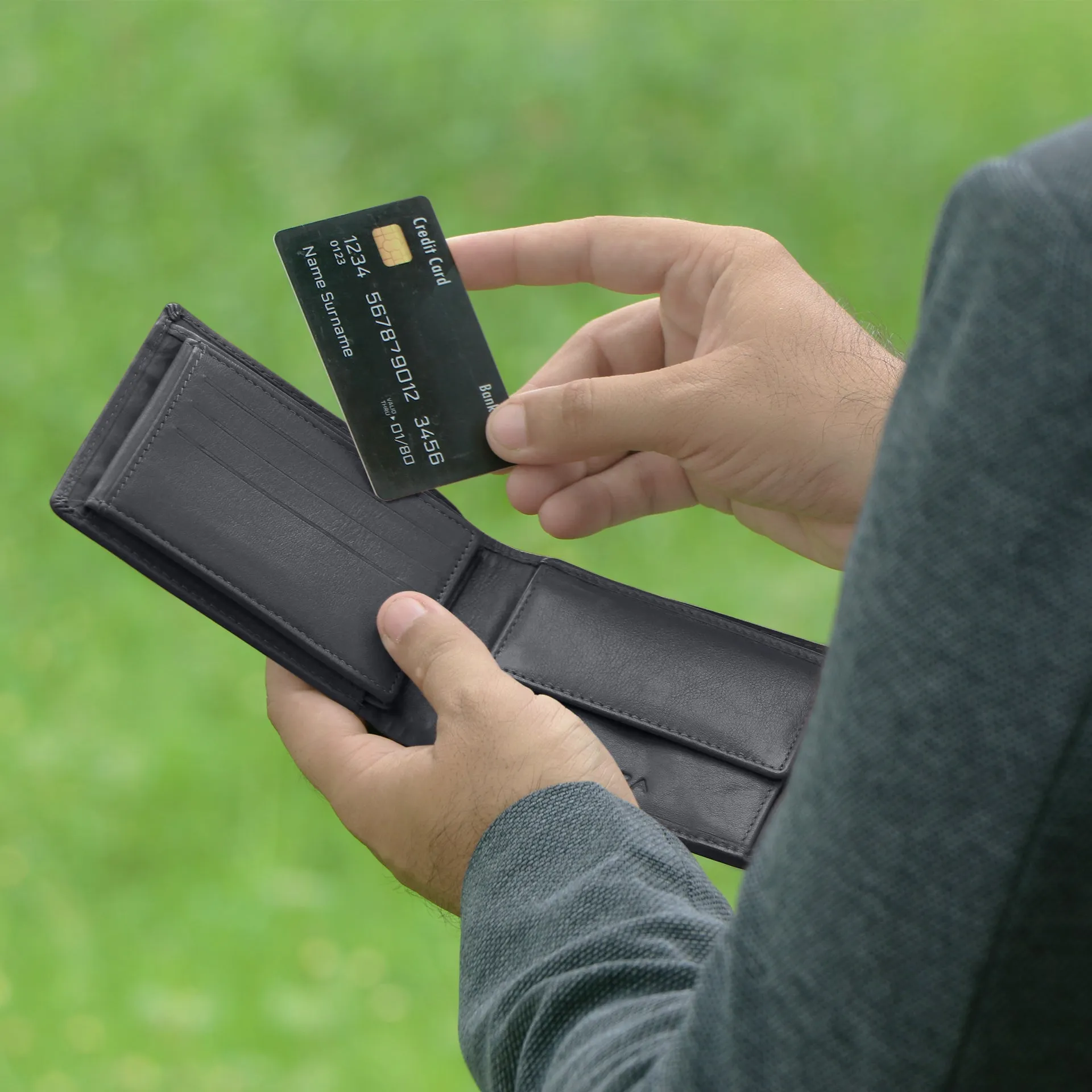 10090 Black & Blue Bifold Wallet