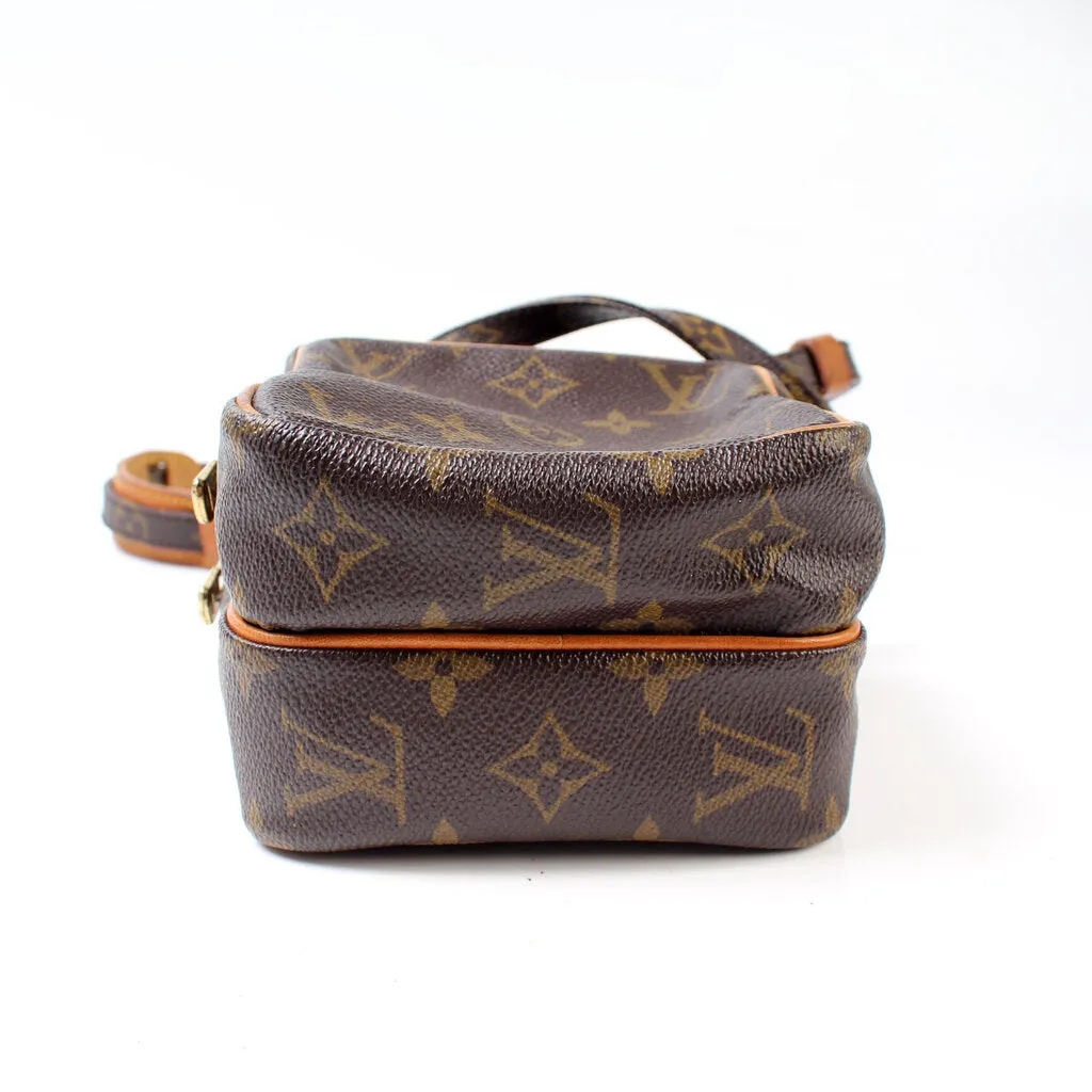 Amazone Mini Monogram
