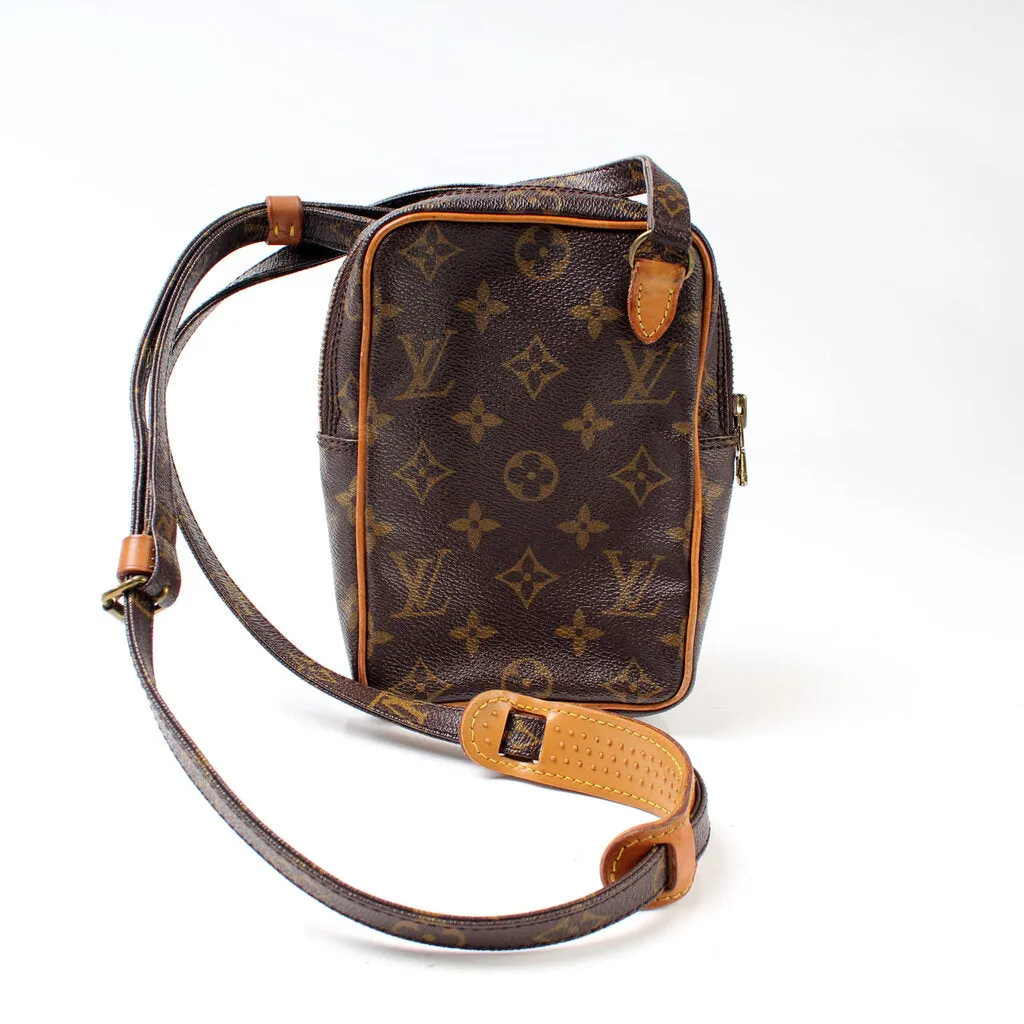 Amazone Mini Monogram
