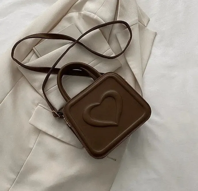 Chic Square Bag Compact & Stylish
