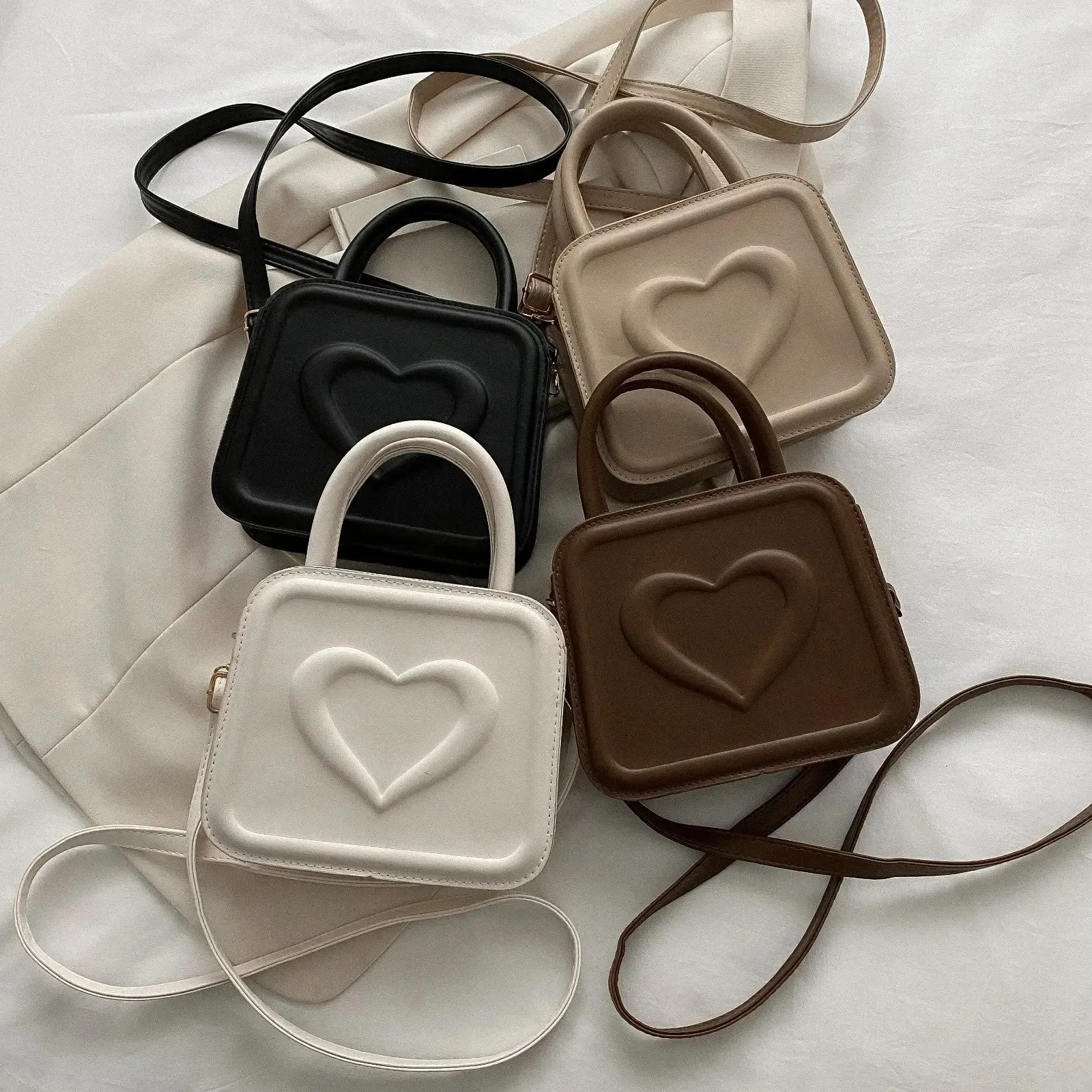 Chic Square Bag Compact & Stylish