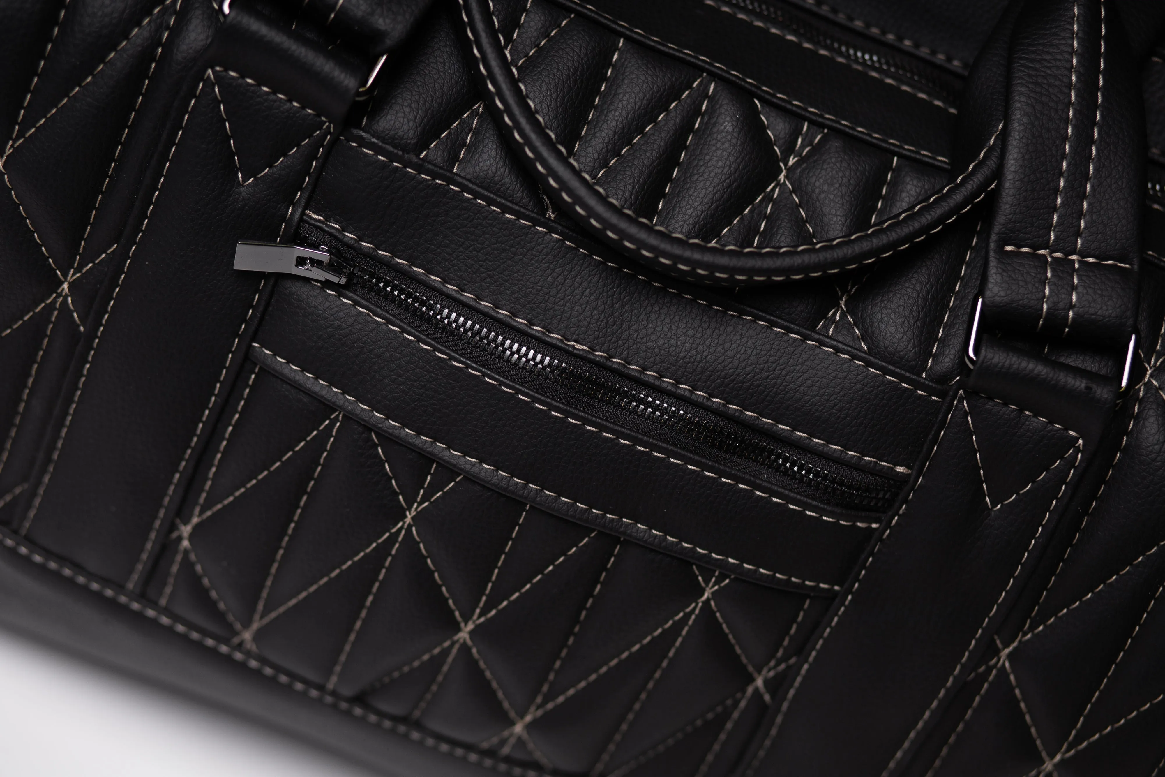 Custom Handmade Artificial Leather Bag Stylish Durable for Sport, Travel, Cars