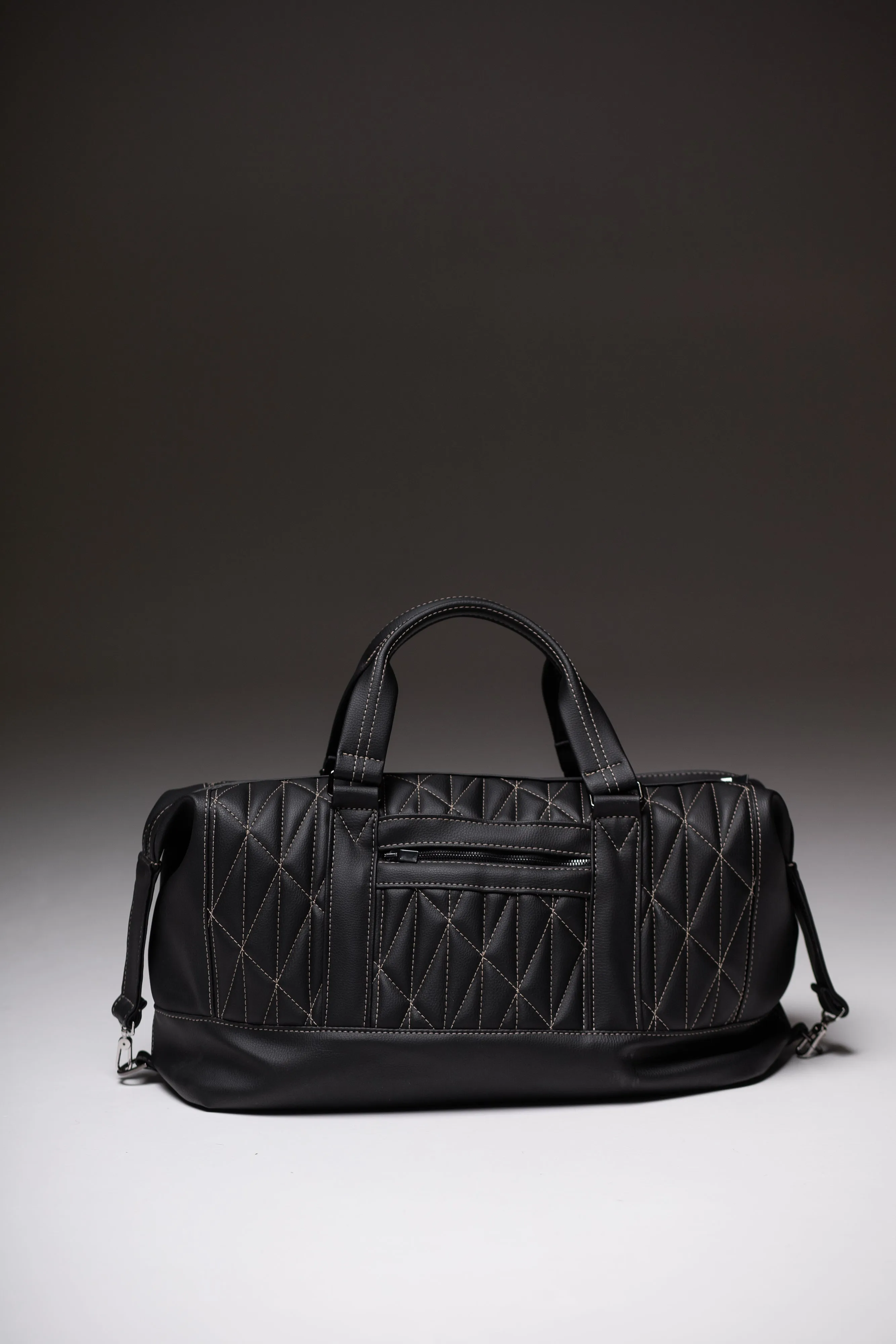 Custom Handmade Artificial Leather Bag Stylish Durable for Sport, Travel, Cars