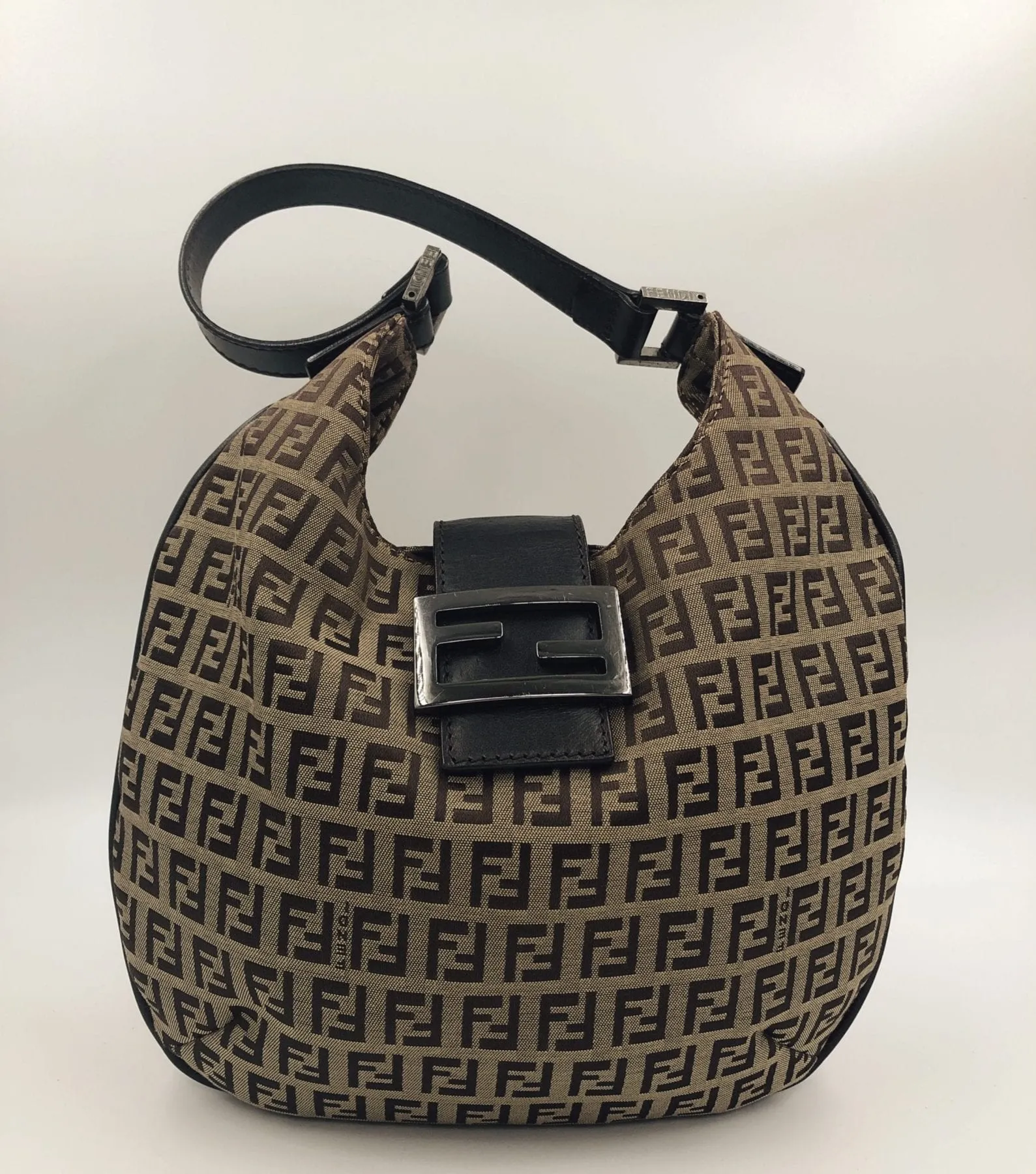 Fendi Croissant Hobo Bag in Beige Zucchino Canvas
