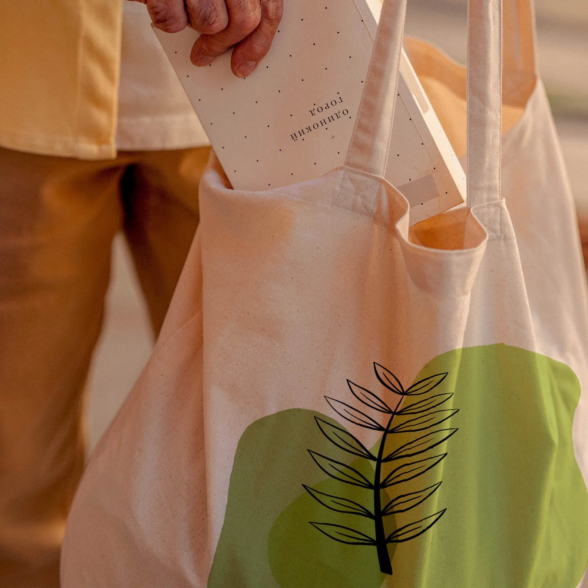 Green spot plant Tote Bag