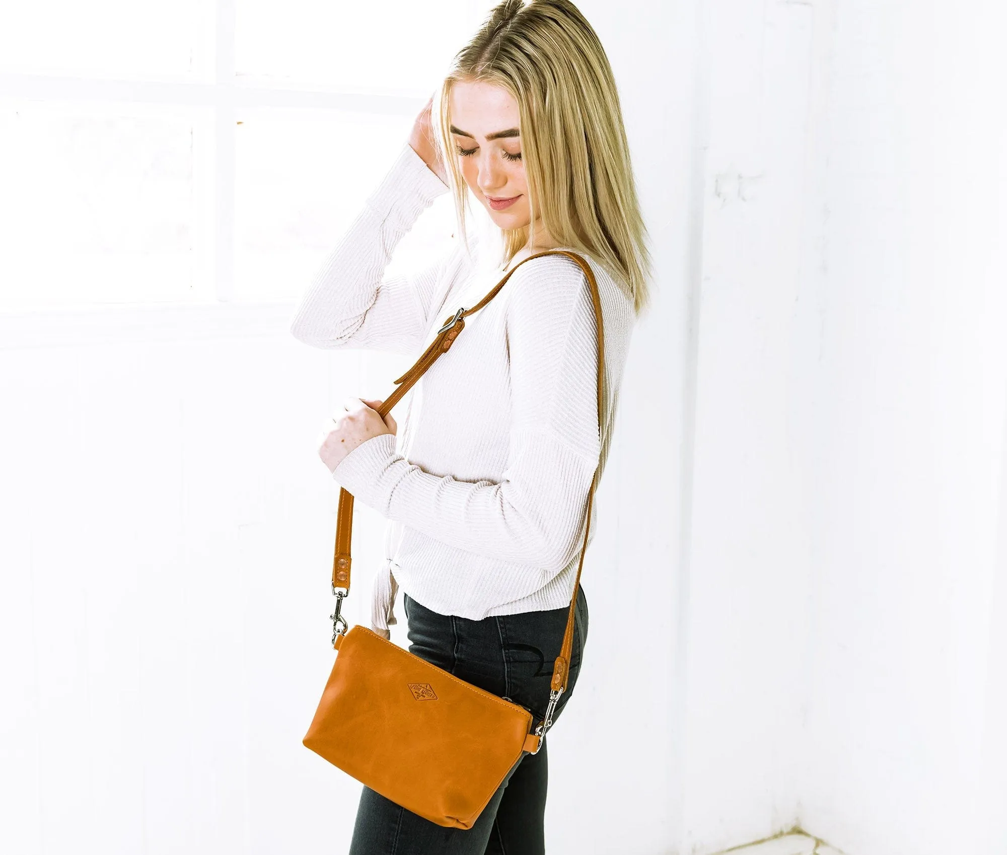 Lifetime Leather Co Women's Crossbody Leather Bag