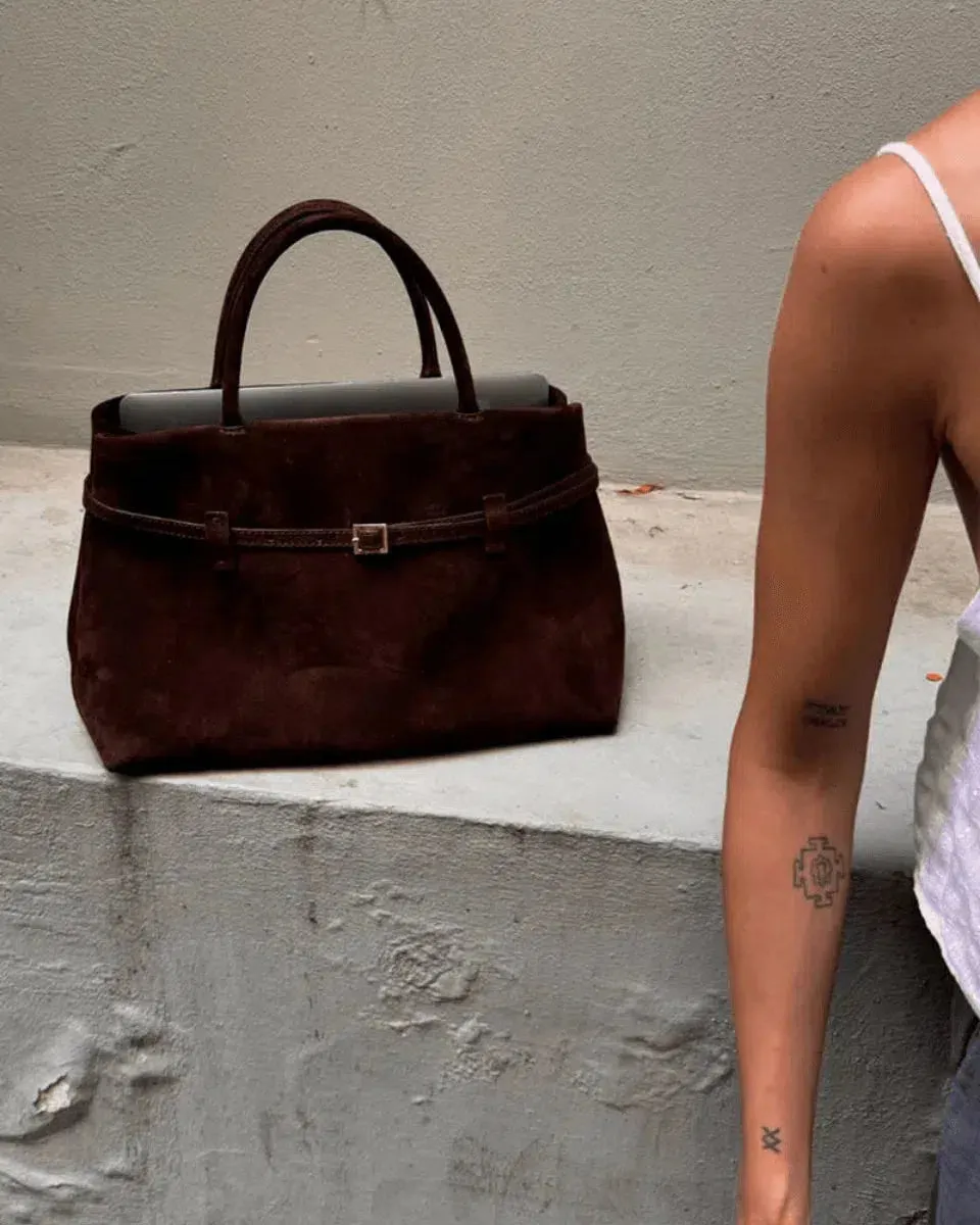 Lisa – Elegant versatile design – Suede bag