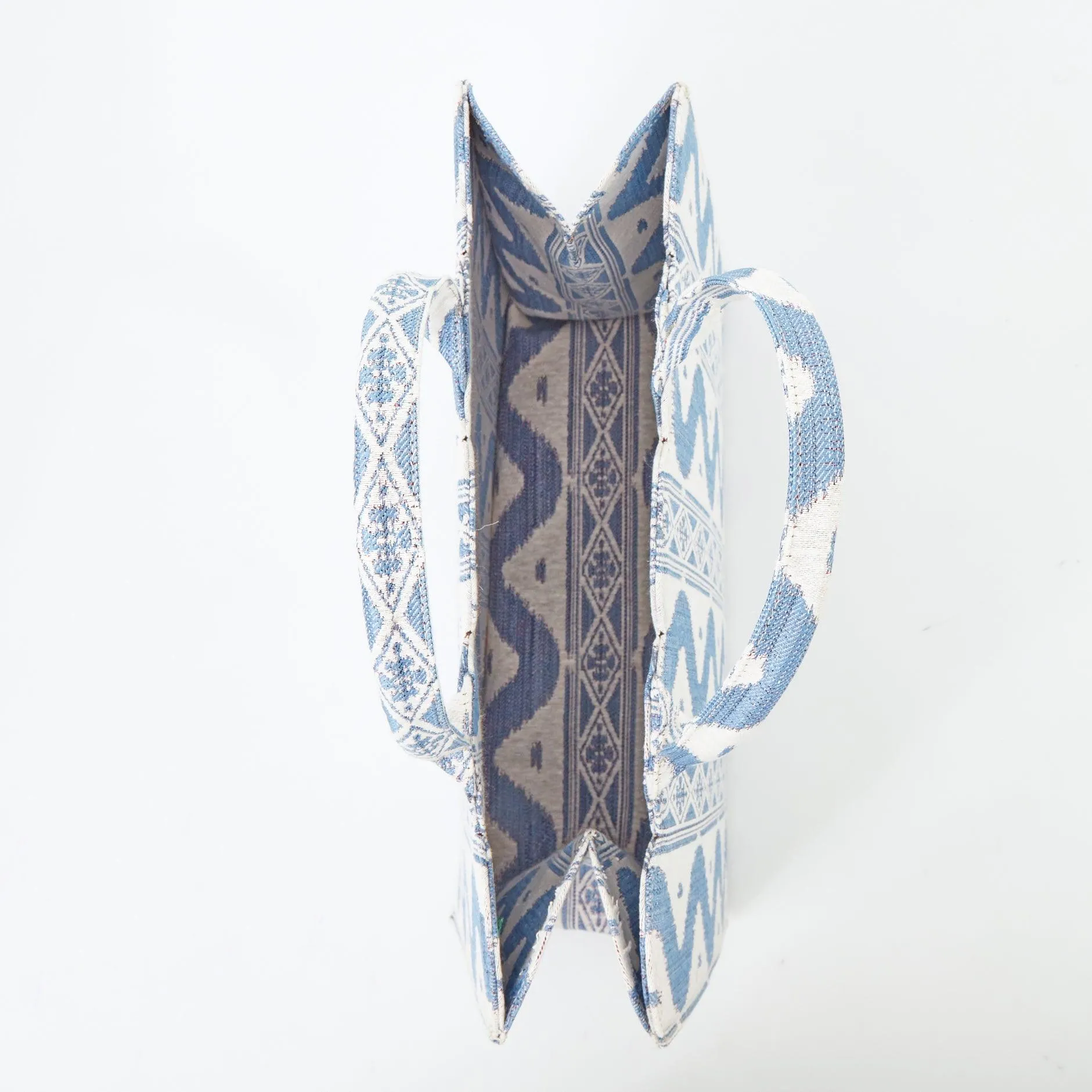 Mrs. Alice Tote Bag (Blue Ikat) With Bow