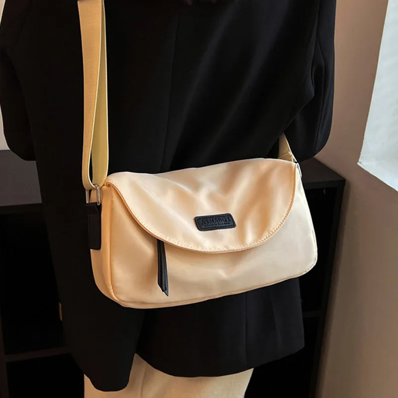 realaiot  Women's Casual Flap Messenger Bag, Shoulder Bag