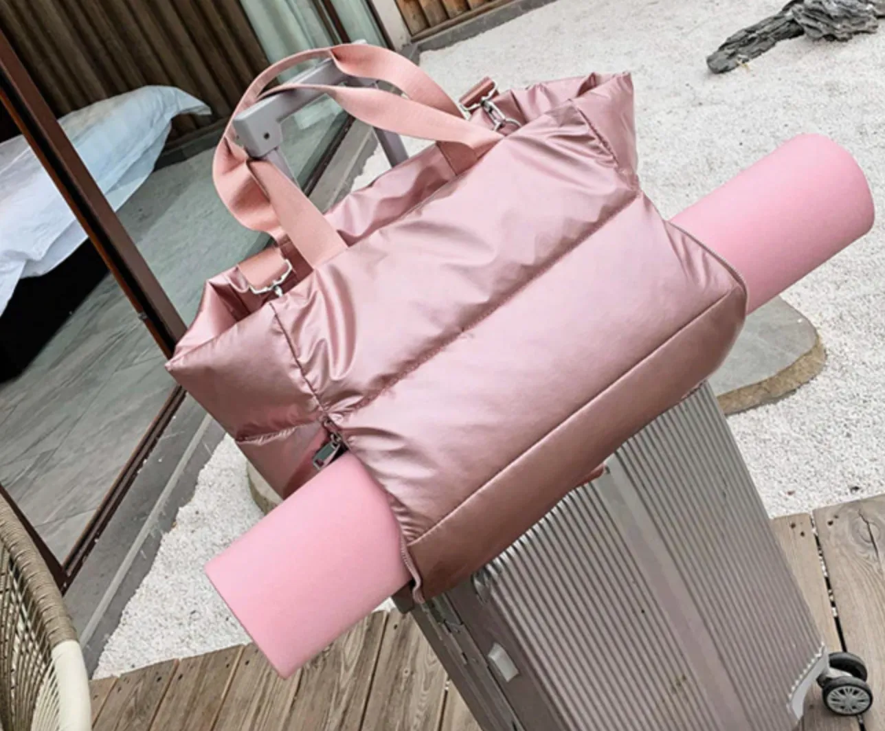 Sports Duffel Bag with Zipper Compartments (Waterproof   Metallic)