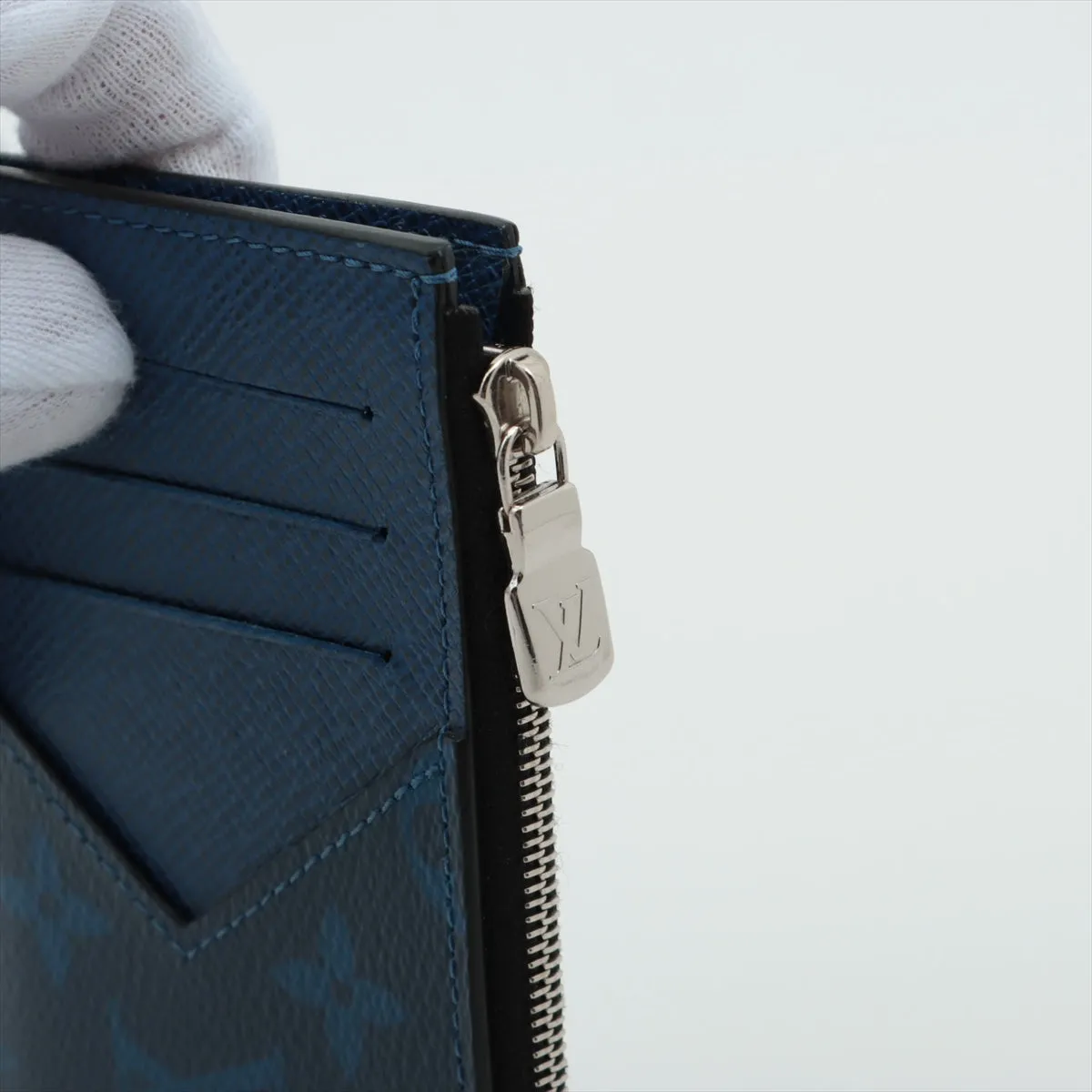 Trendy Inspired Louis Vuitton Taigarama Coin Card Holder Navy Blue