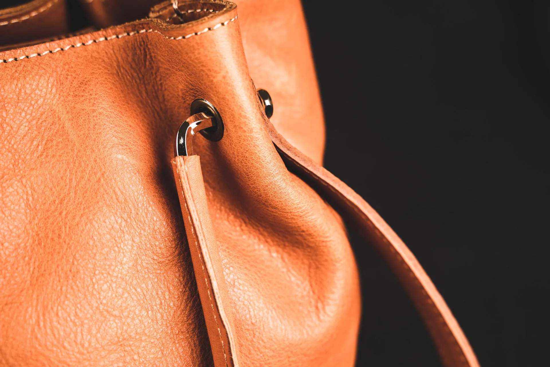 YAAGLE Female All-matching Cowhide Zip Handbag Tote YG8219